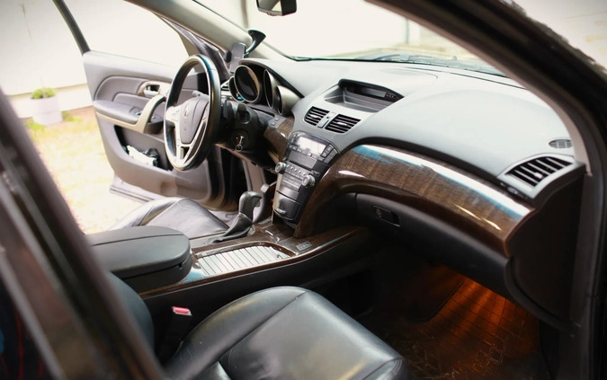 Acura MDX cena 68800 przebieg: 218000, rok produkcji 2011 z Gdynia małe 379